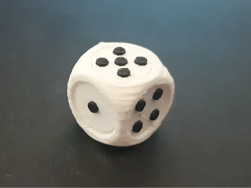 Single-extruder multi-color dice