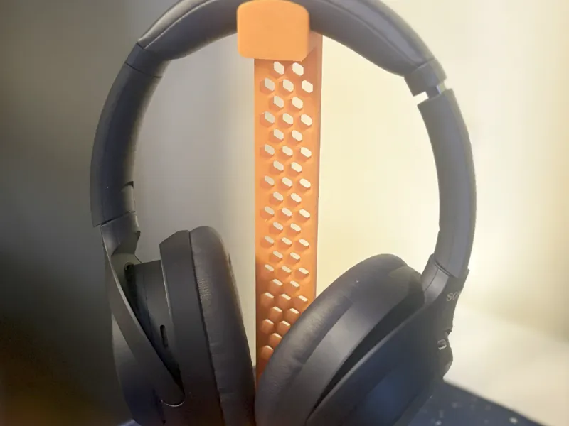Simple Headphone Stand