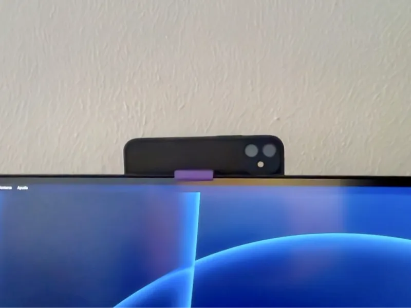 Iphone holder webcam