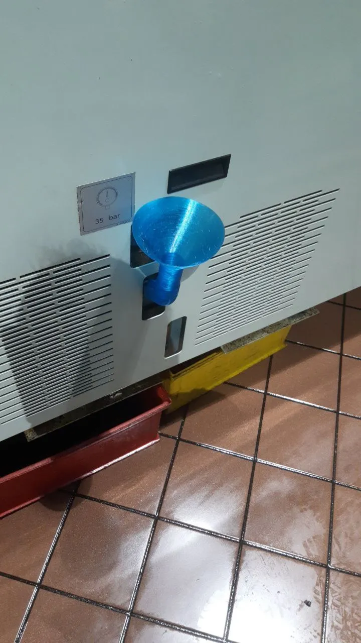 Funnel for the hydraulic oil. Biglia B470 S2M