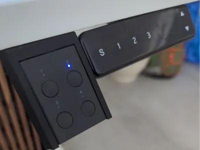 Ugreen 4xhdmi kvm shortcut desk mount
