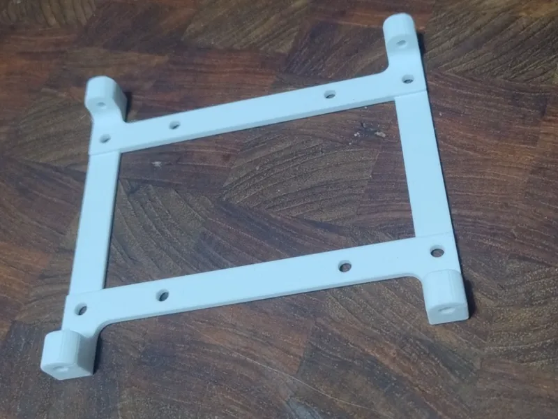 2.5" - 3.5" SSD adapter