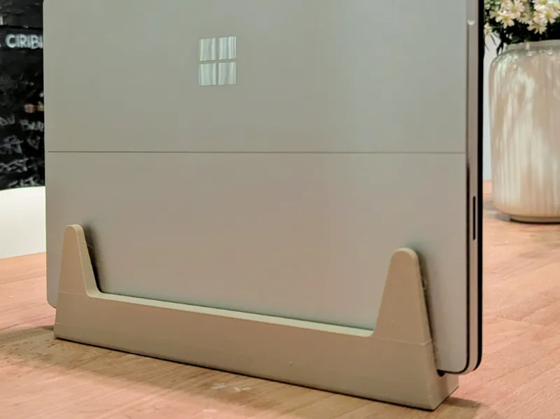 Simple Microsoft Surface pro 9 vertical dock