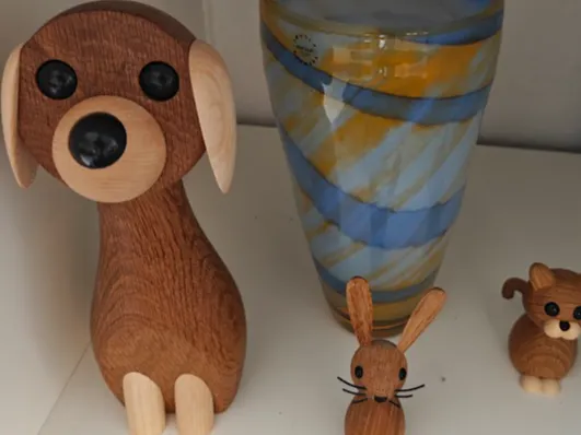 spring copenhagen dog figurine