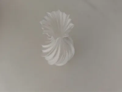 Vase, minimum 12 cm high, can be scaled up proportionally