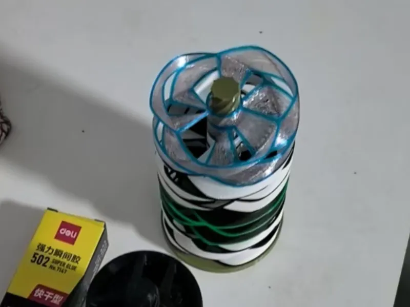高速螺旋桨发射器的小型螺旋桨支架