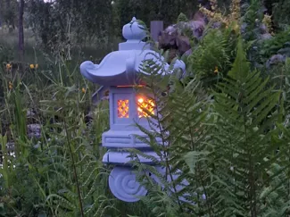 Remix Arched Pond Japanese Lantern