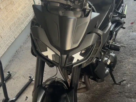 MT-09 Eyes