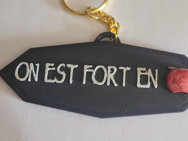 porte clé kaamelott fort en pomme