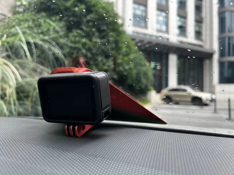 Gopro运动相机异形遮光罩，用于车内拍摄自驾过程防止反光用的，贴合挡风玻璃的遮光罩，建议用黑色材料