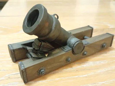 Bombard (cannon) of the 18th century