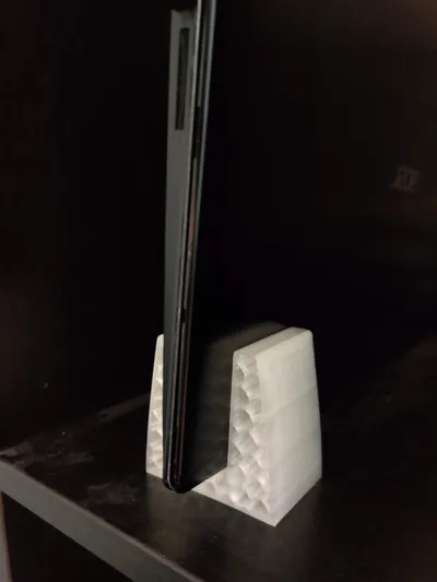 Vertical laptop stand