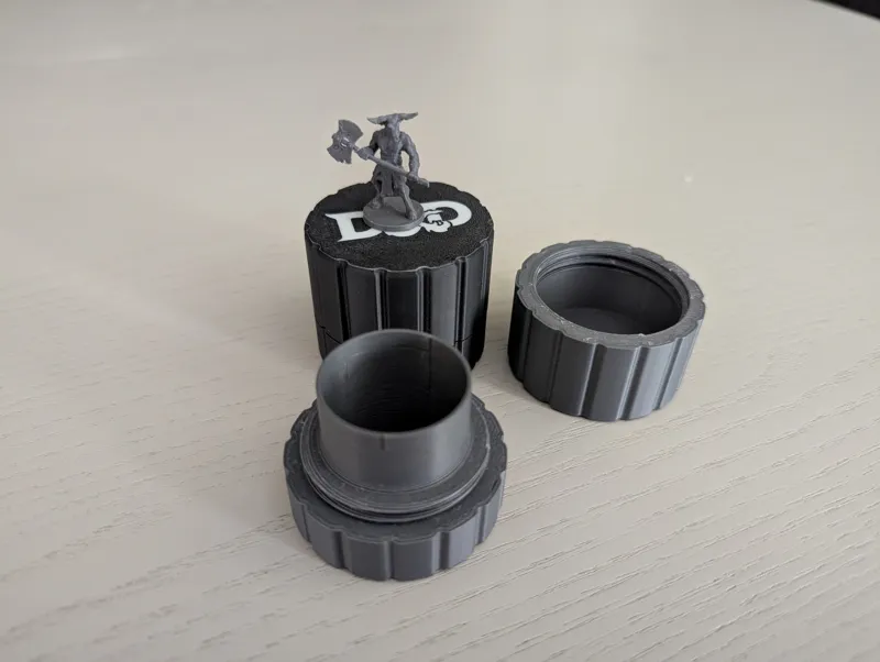 DnD TTRPG Miniature Case