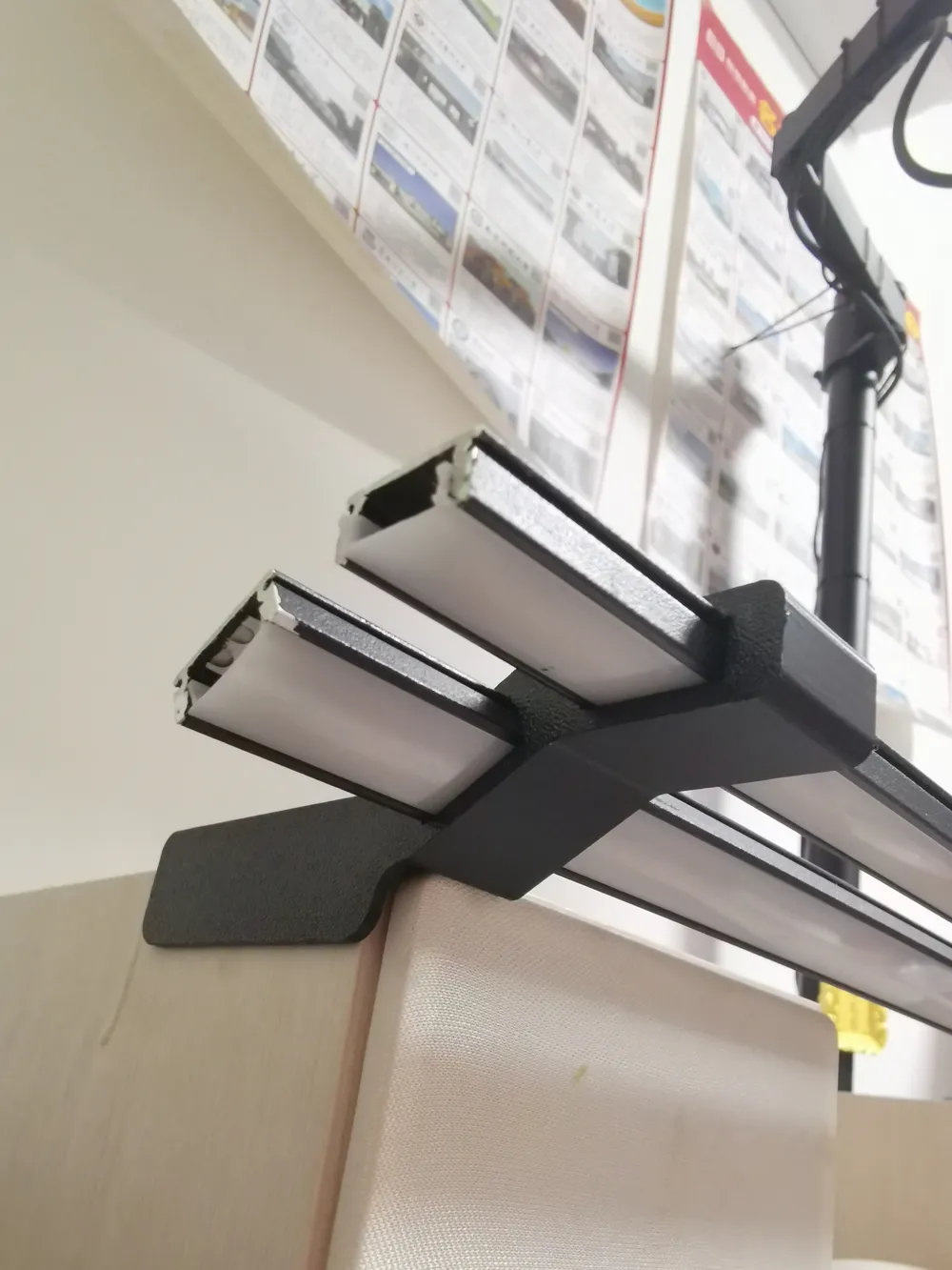 LED Riser by pig_coin MakerWorld: Download Free 3D Models