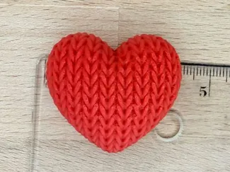 knitted heart magnet 