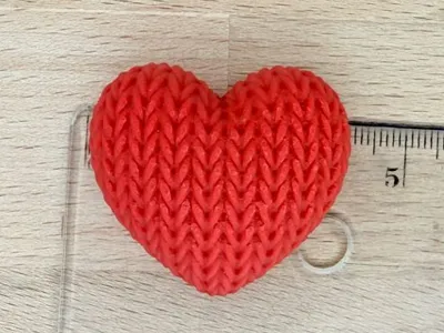 knitted heart magnet