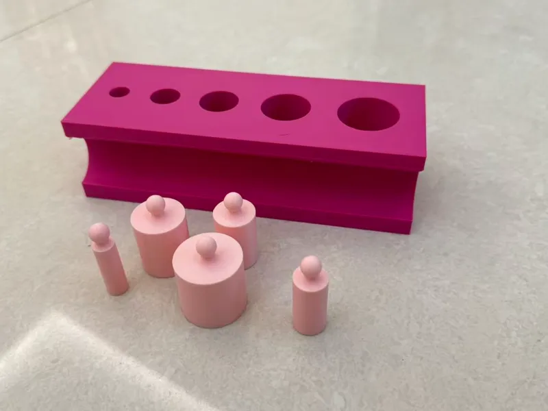 蒙特梭利圆柱体