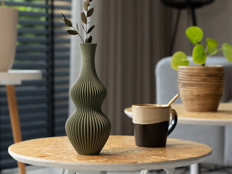 Vase NAMI - Elegant Wavy Vase