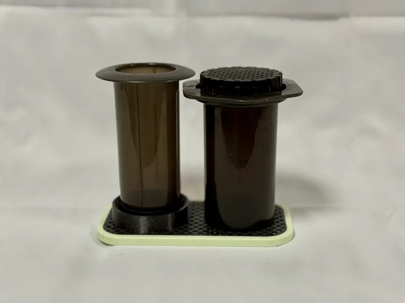 Compact Aeropress dry tray