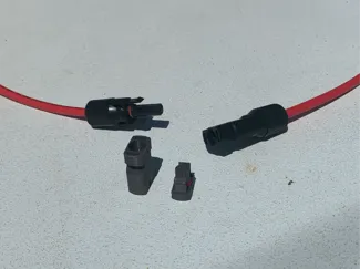 MC4 plug