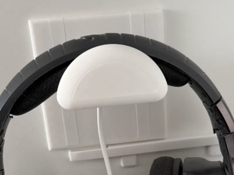 Headphone Wallmount with screwcover