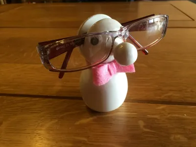 glasses holder