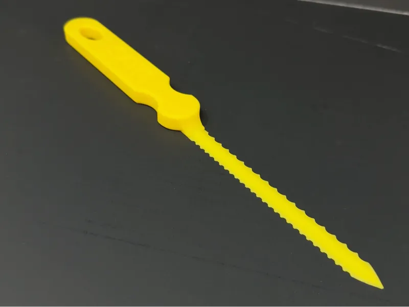 Pumpkin carving saw