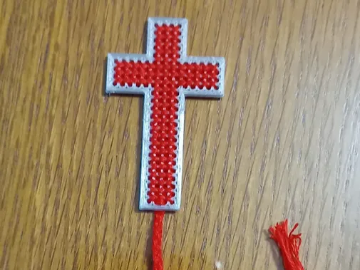 Bookmark_cross_cross-stich