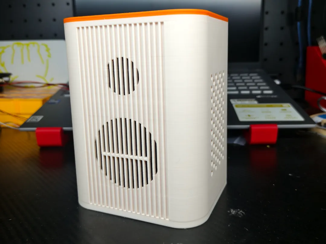 Enceinte à cavité intégrée style Harman