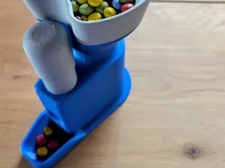 M&M Spender