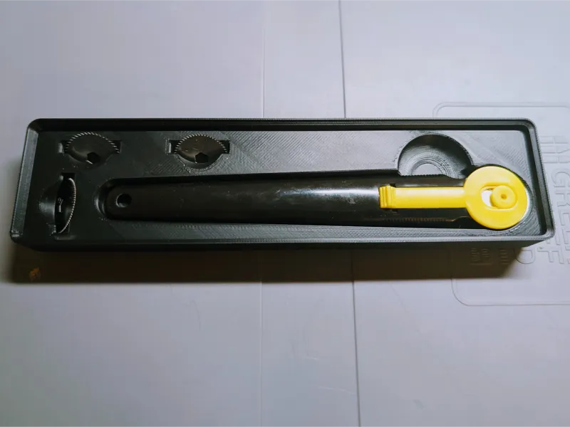 Gridfinity bin for Trumpeter riveting tool