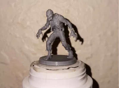 28mm zombie