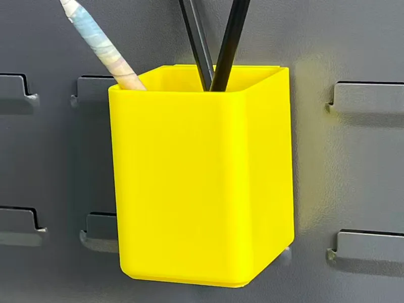 百叶板笔筒