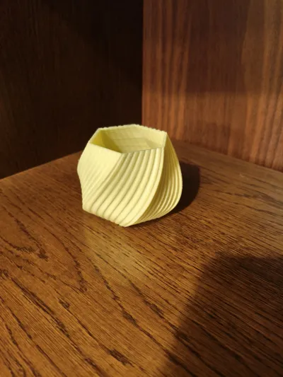Little strip pot