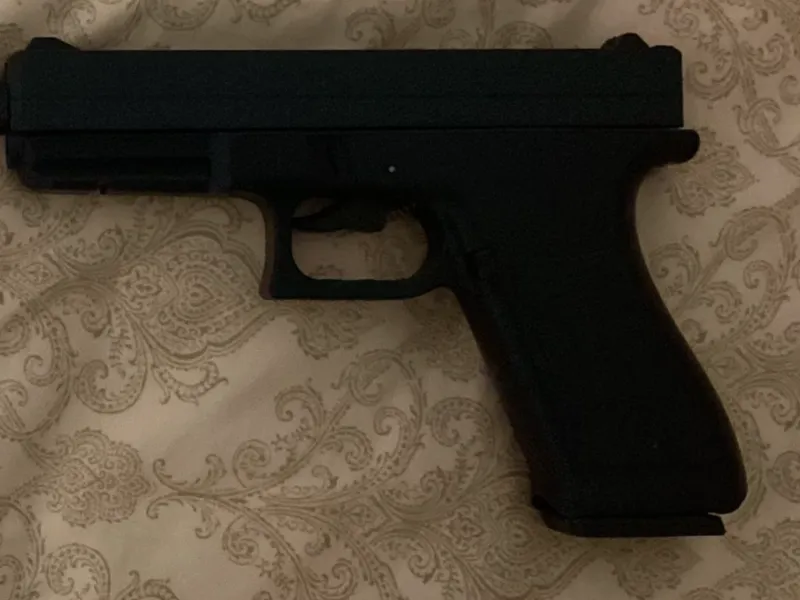 Training pistol
