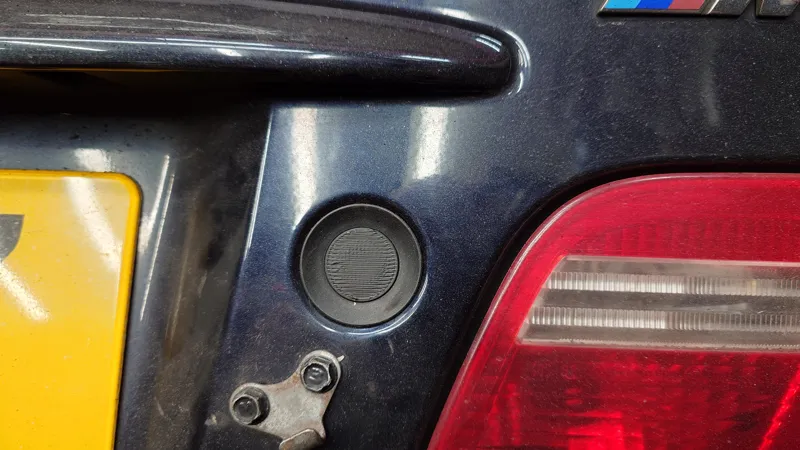 E46 trunk lock cylinder delete