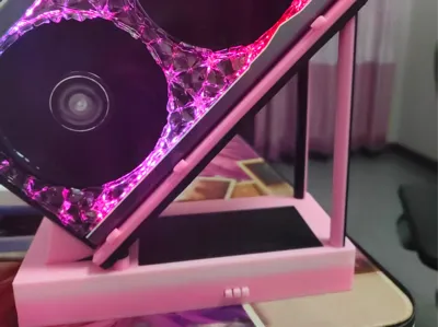 Graphics card figurine stand