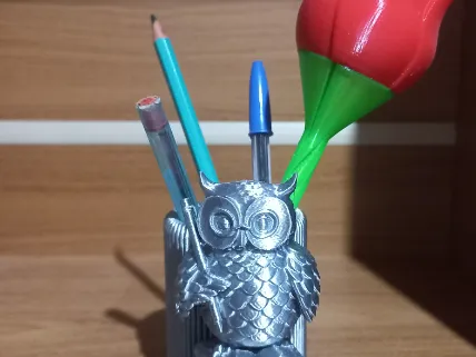owl pen holder 