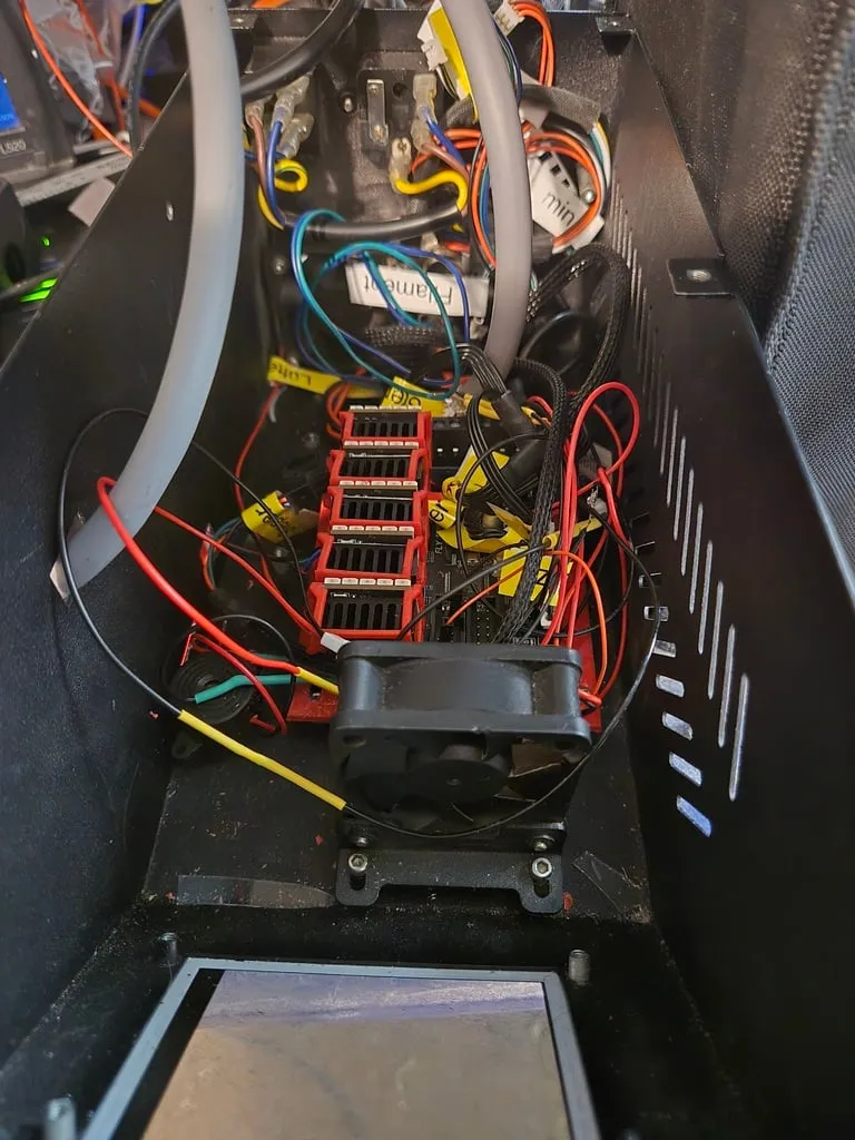 Mount for Mellow Fly DP5/D5 in Geeetech A30 case