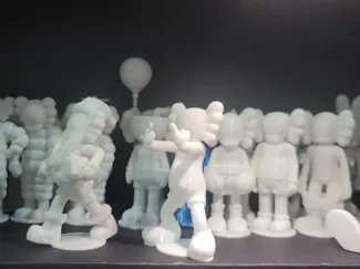 kaws 暴力熊 造型艺术