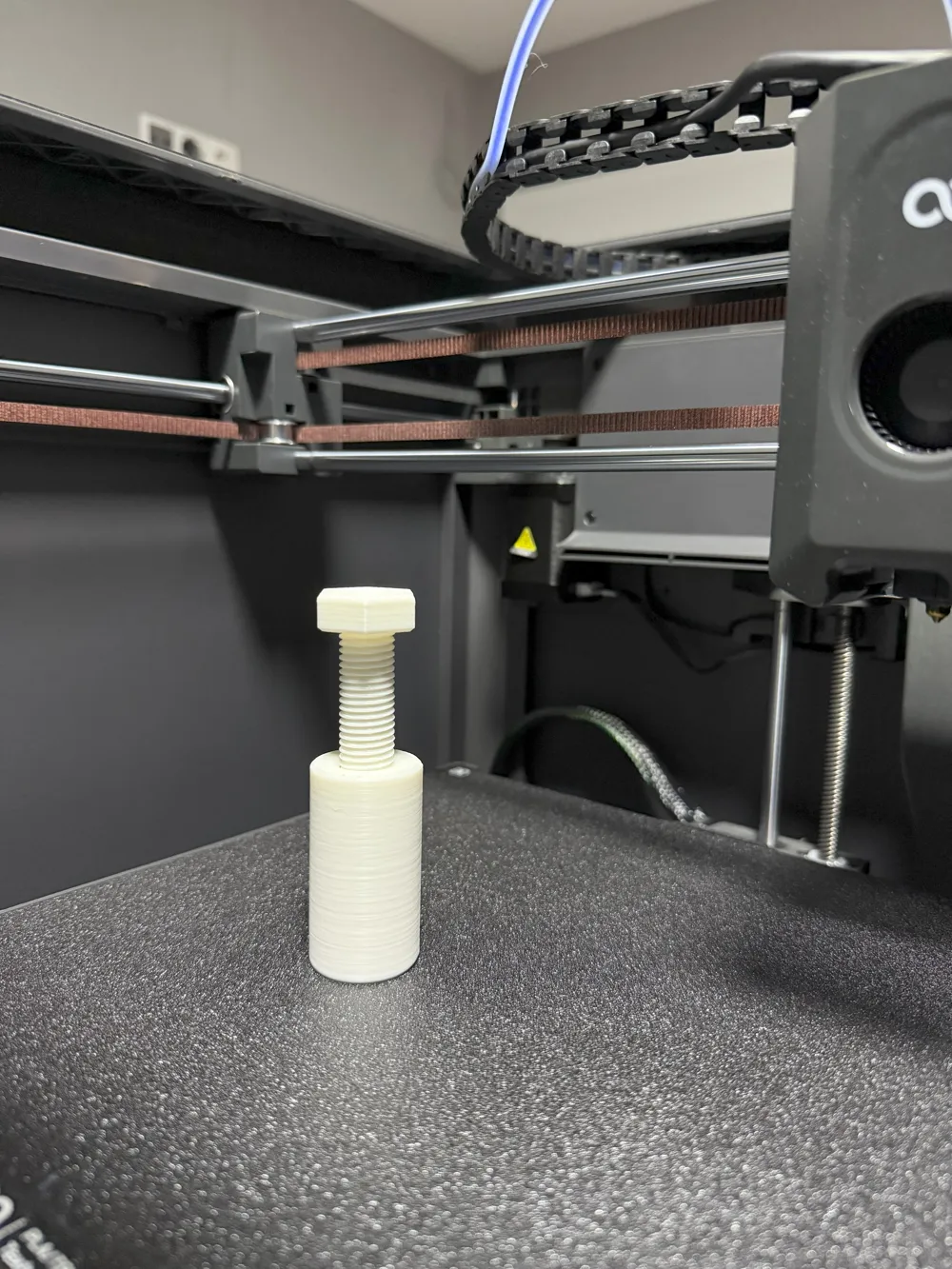 Height adjutable GPU riser/stand - Free 3D Print Model - MakerWorld