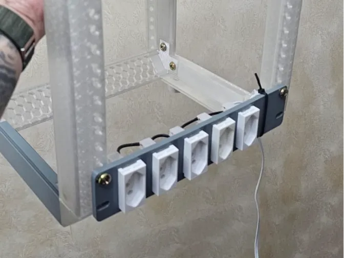 Brazilian power outlet for 10 inch rack