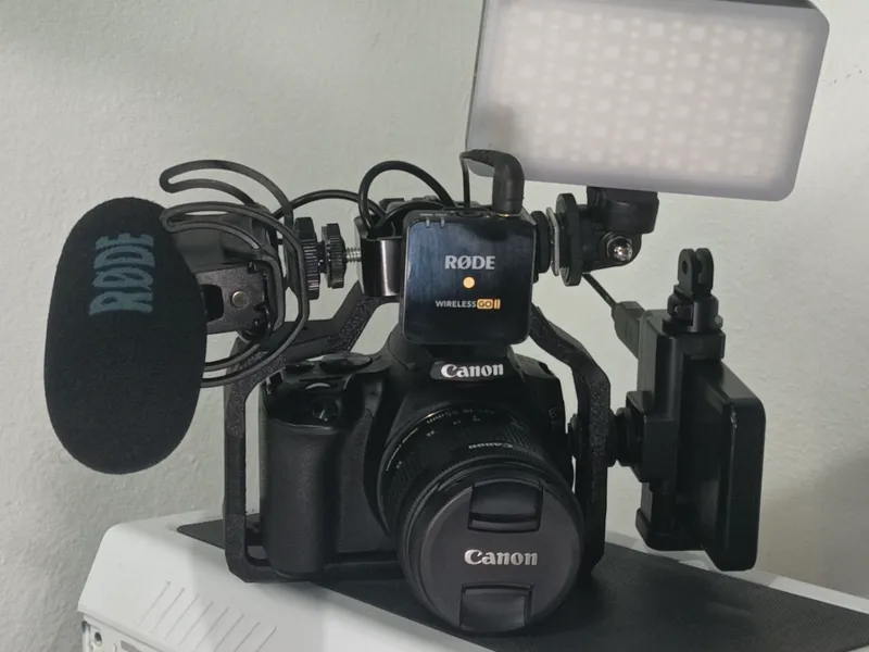 CANON 250D/SL3 CAGE