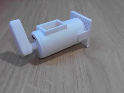 FOOD GRINDER