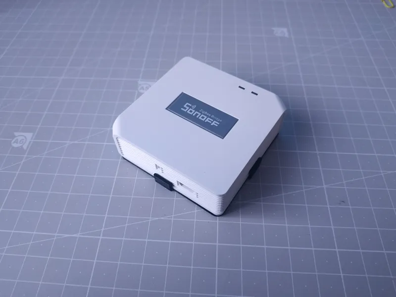 Sonoff zigbee bridge wall mout