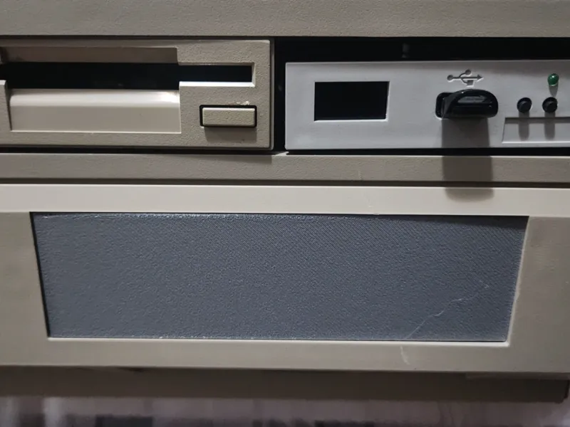 3.5" Floppy Drive Cover for Amiga 2000