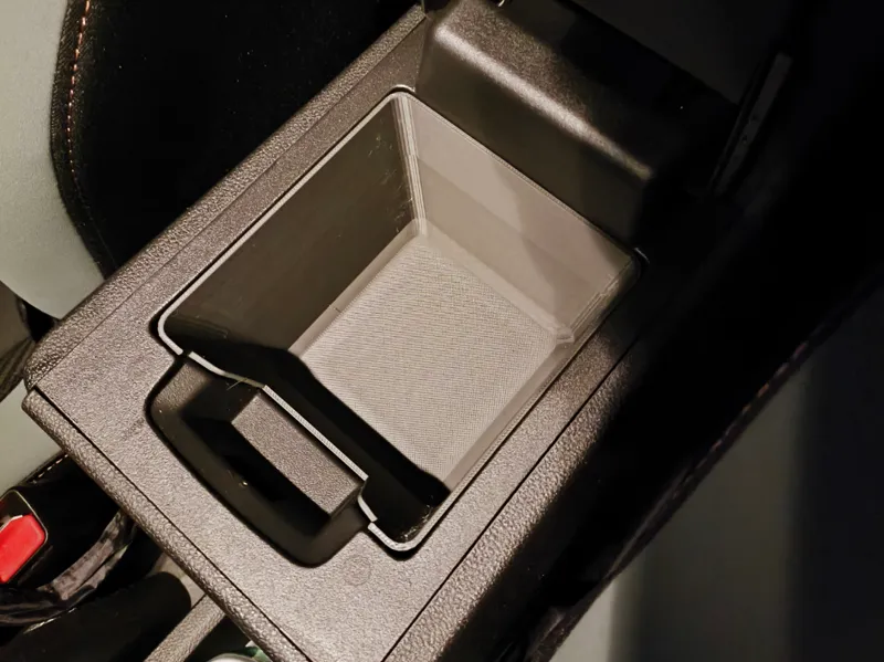Dacia Duster 3 extreme; armrest double bottom