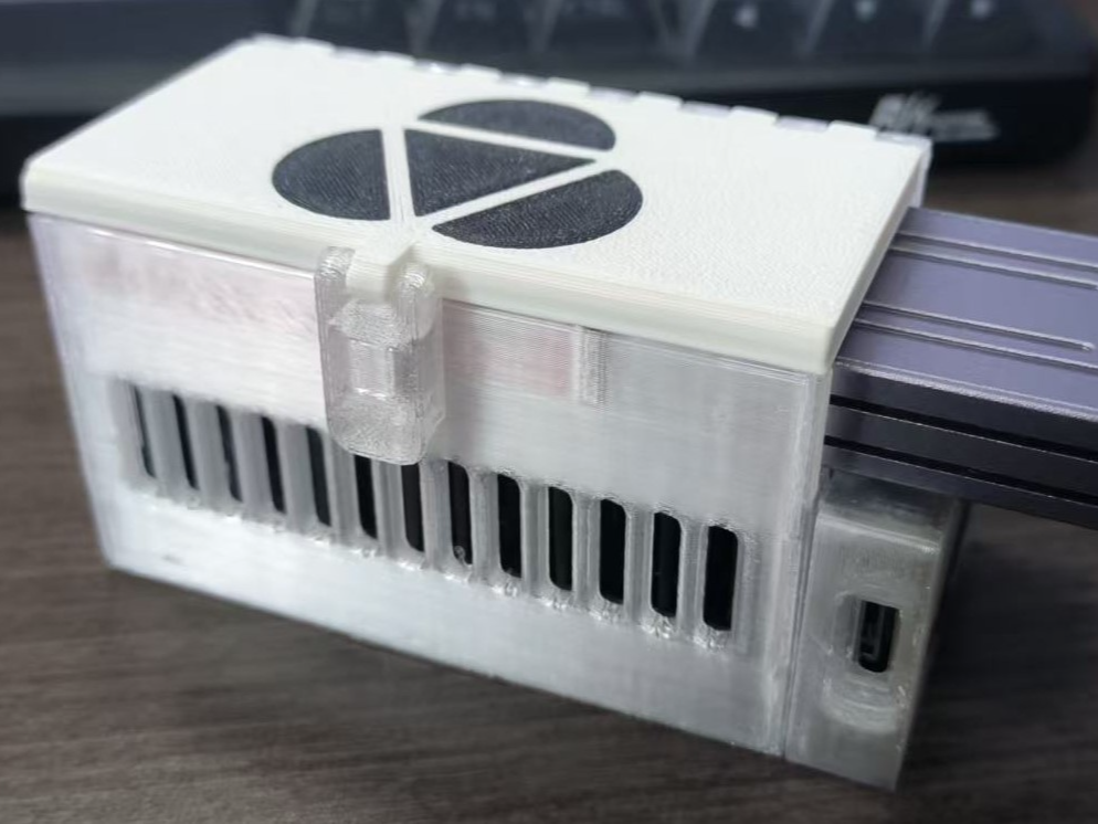 外置固态硬盘主动散热器