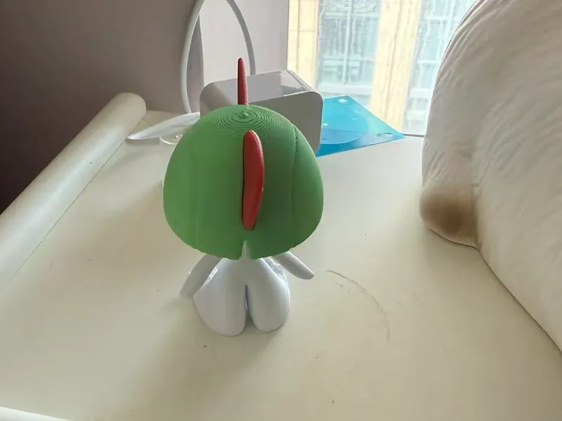 #0280 拉鲁拉丝 Ralts ラルトス