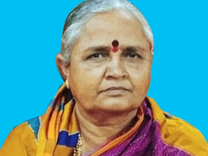 Indian lady in saree